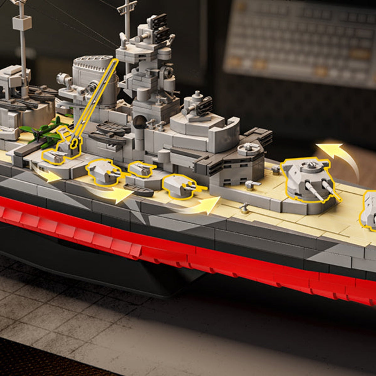 1:300 Tirpitz Battleship