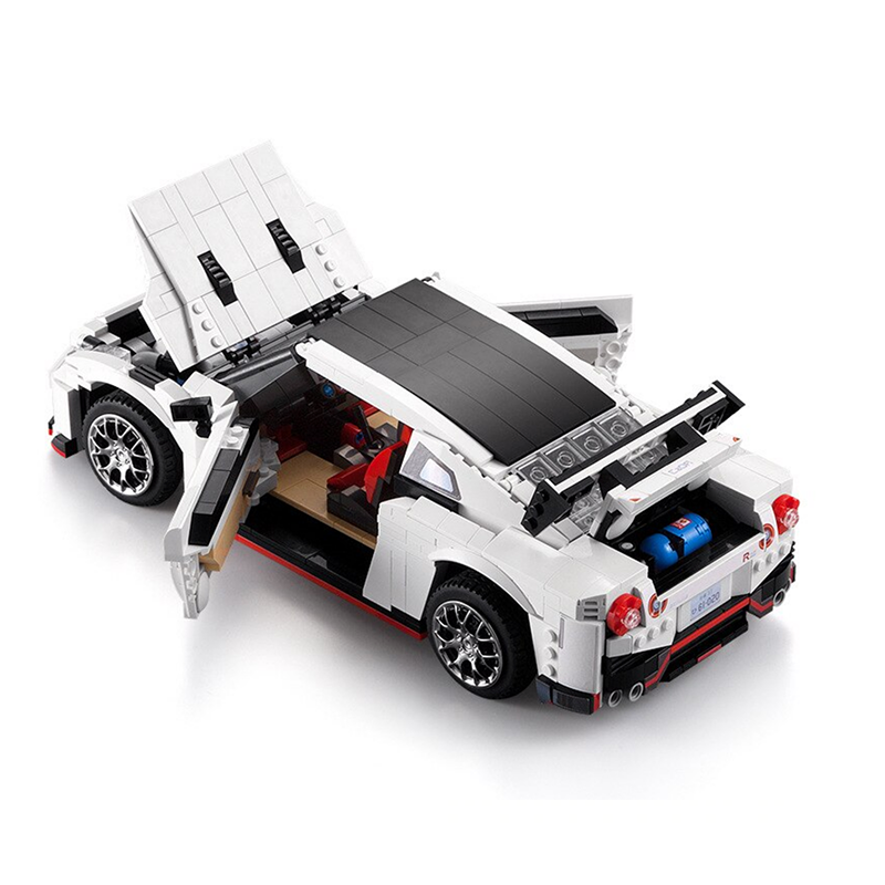 Remote Controlled R35 Godzilla – 1322pcs