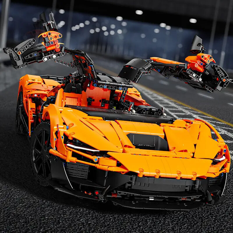 Remote Controlled British Hypercar 1:6 Scale - 5035pcs