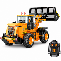 Remote Controlled Loader 696pcs