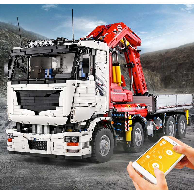 Remote Controlled Crane Truck - 8238pcs